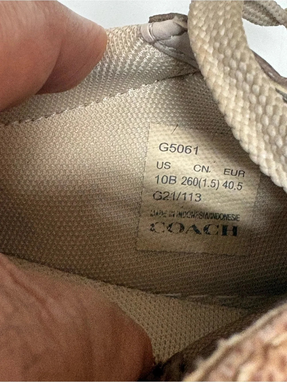 Women's High Line Signature Logo Coated Canvas Sneakers size 10B excellent